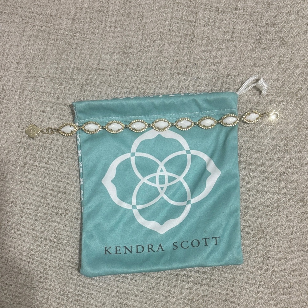 Kendra Scott Gold and Cream Bracelet